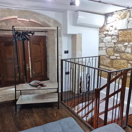 Casa Elsa * Syracuse