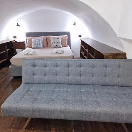 Casa Elsa * Syracuse
